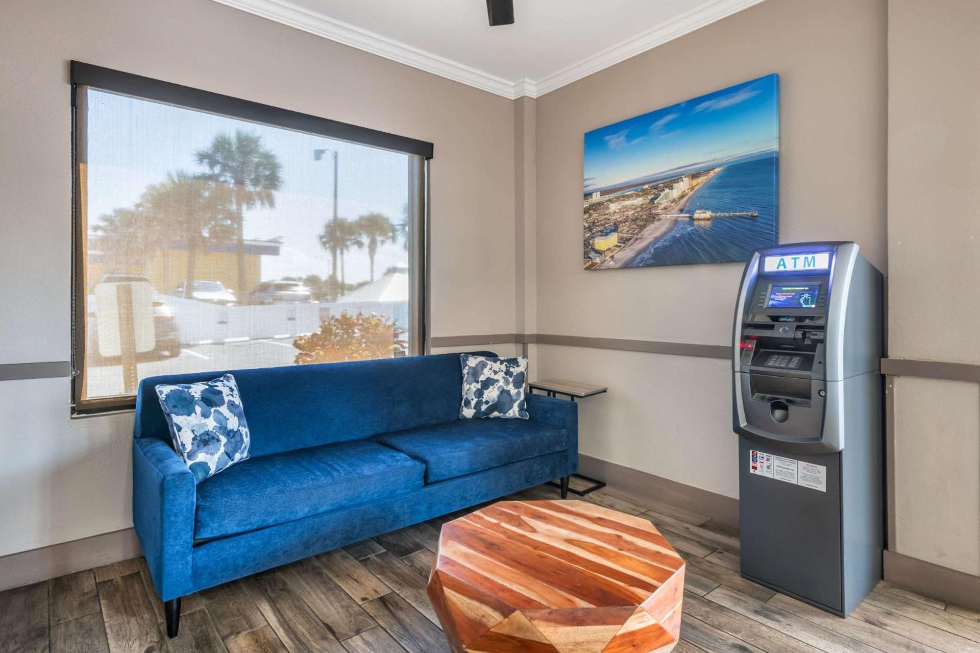 Comfort Inn & Suites Daytona Beach Oceanfront Exteriér fotografie
